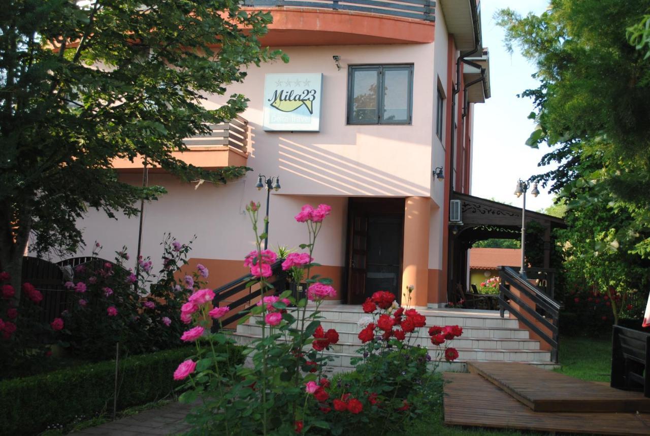 Vila Delta Travel - Mila 23 Mila Douăzeci şi Trei エクステリア 写真